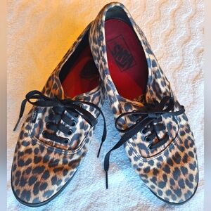 Vans Off The Wall lace up cheetah print sneakers - unisex women's 10, men's 8.5